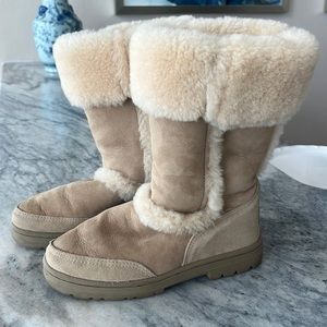 Warm Ugg Boots lined with fur!